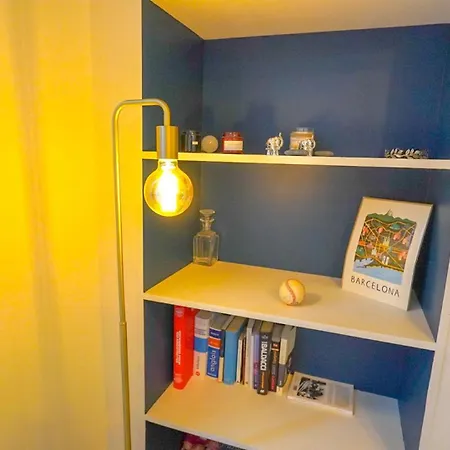 6 Bright Cozy Moulin Rouge Apartment